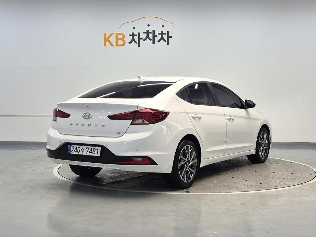 2019 HYUNDAI THE NEW AVANTE AD 