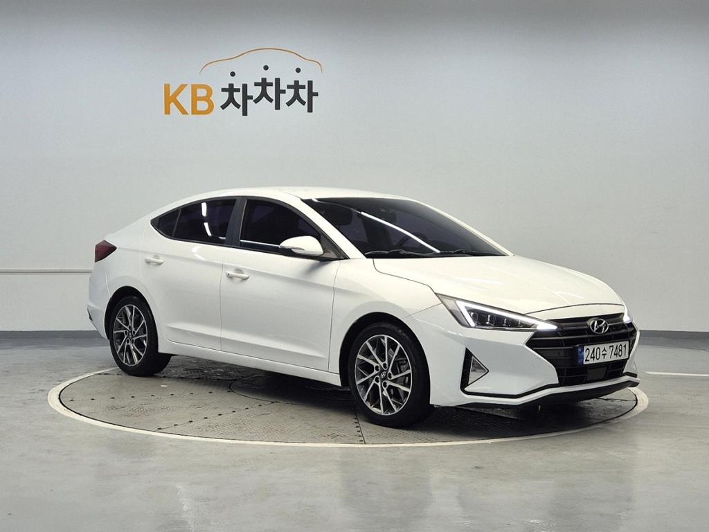2019 HYUNDAI THE NEW AVANTE AD 