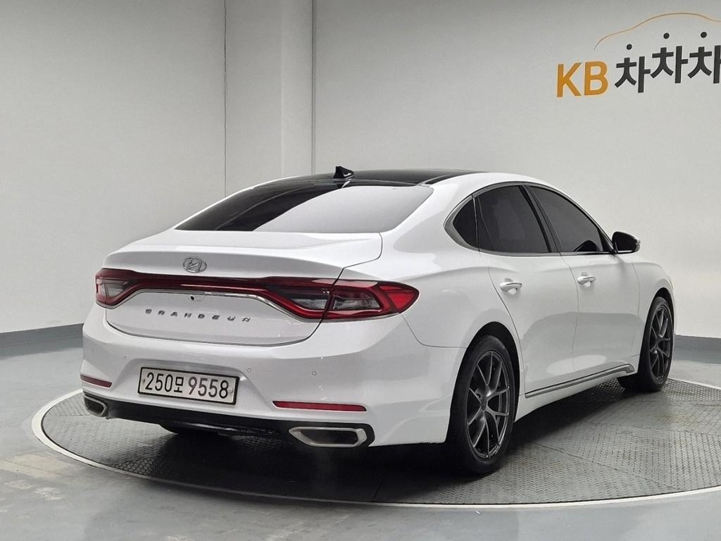 2018 HYUNDAI GRANDEUR IG 