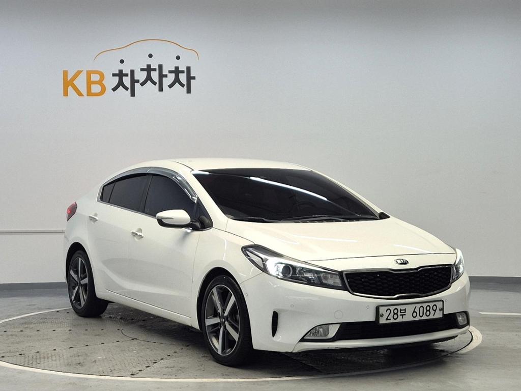 2017 KIA THE NEW K3 