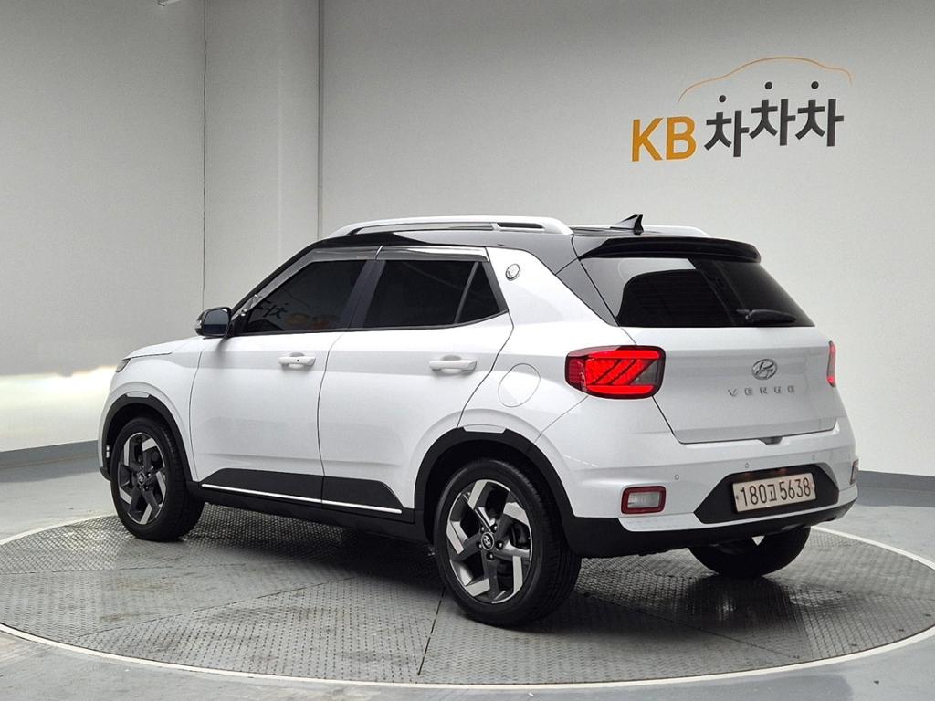 2020 HYUNDAI VENUE 