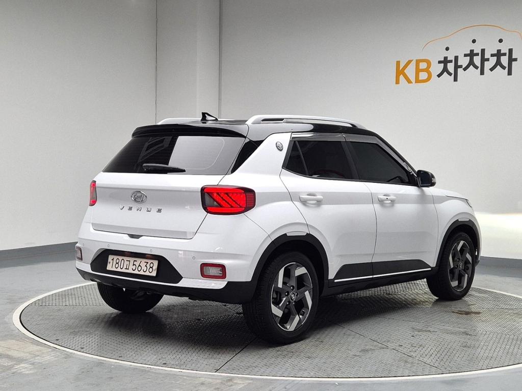 2020 HYUNDAI VENUE 
