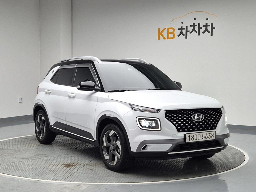 2020 HYUNDAI VENUE 