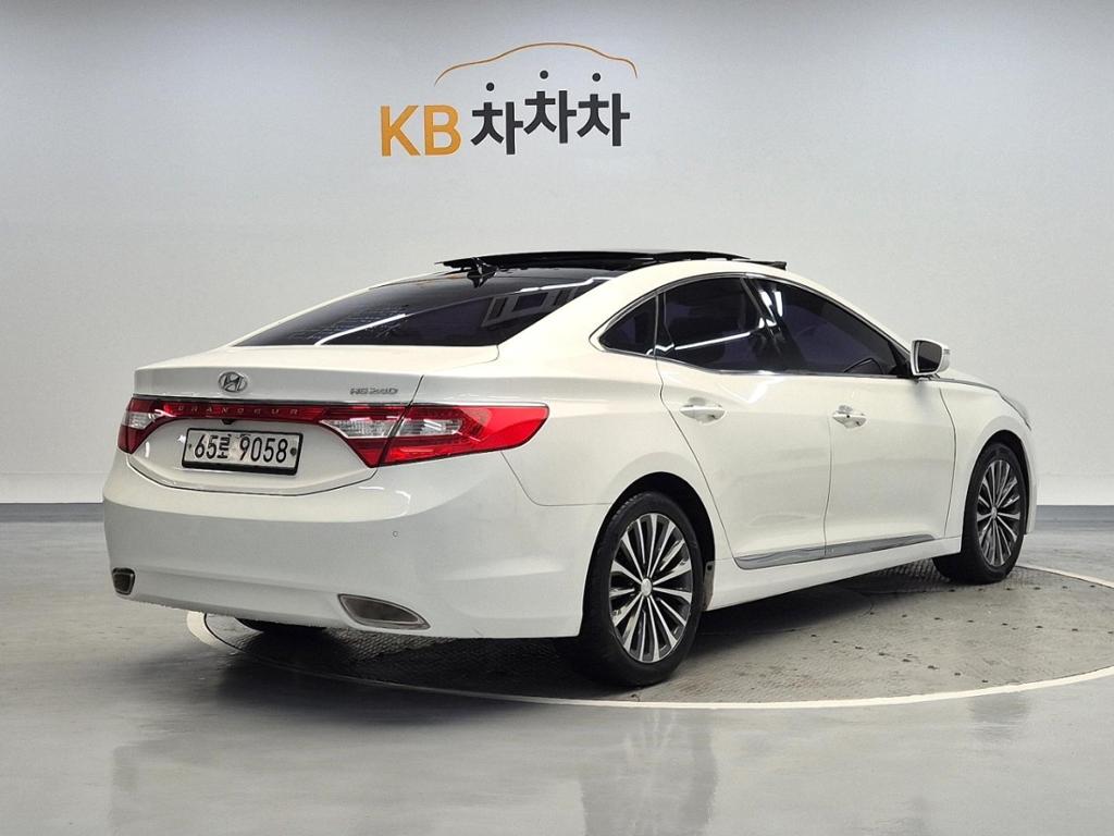2013 HYUNDAI GRANDEUR HG 