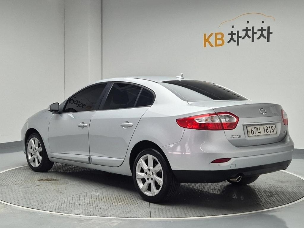 2010 RENAULT KOREA NEW SM3 