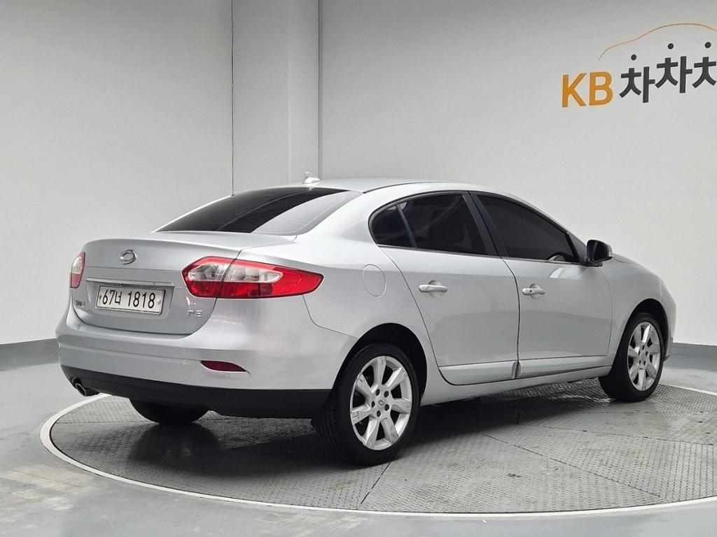 2010 RENAULT KOREA NEW SM3 