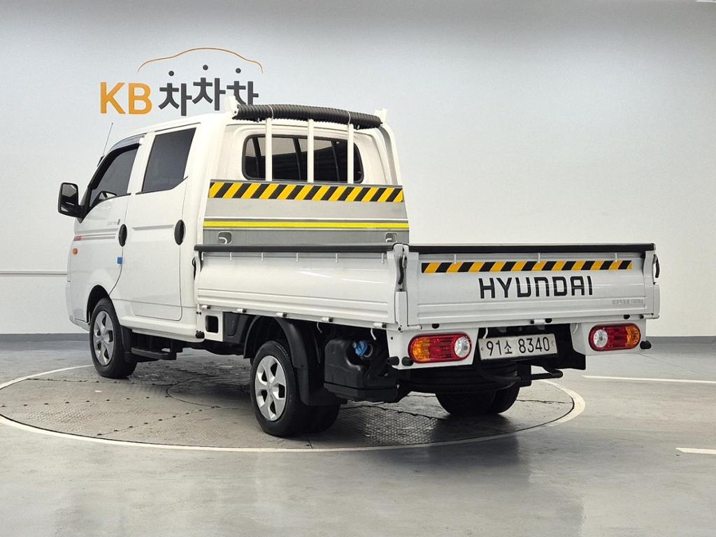 2022 HYUNDAI PORTER II 