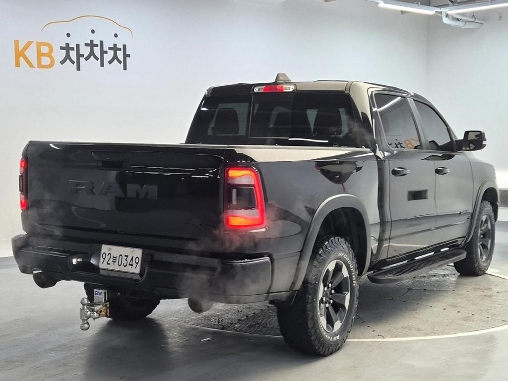 2019 DODGE PICKUP 