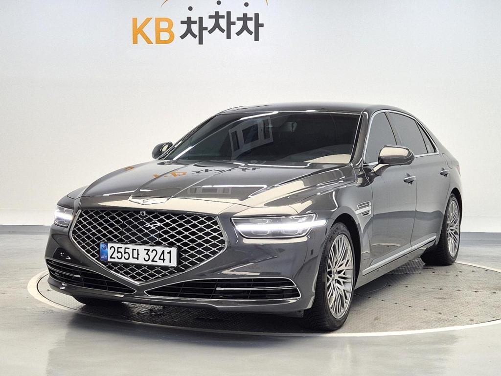 2021 GENESIS G90 
