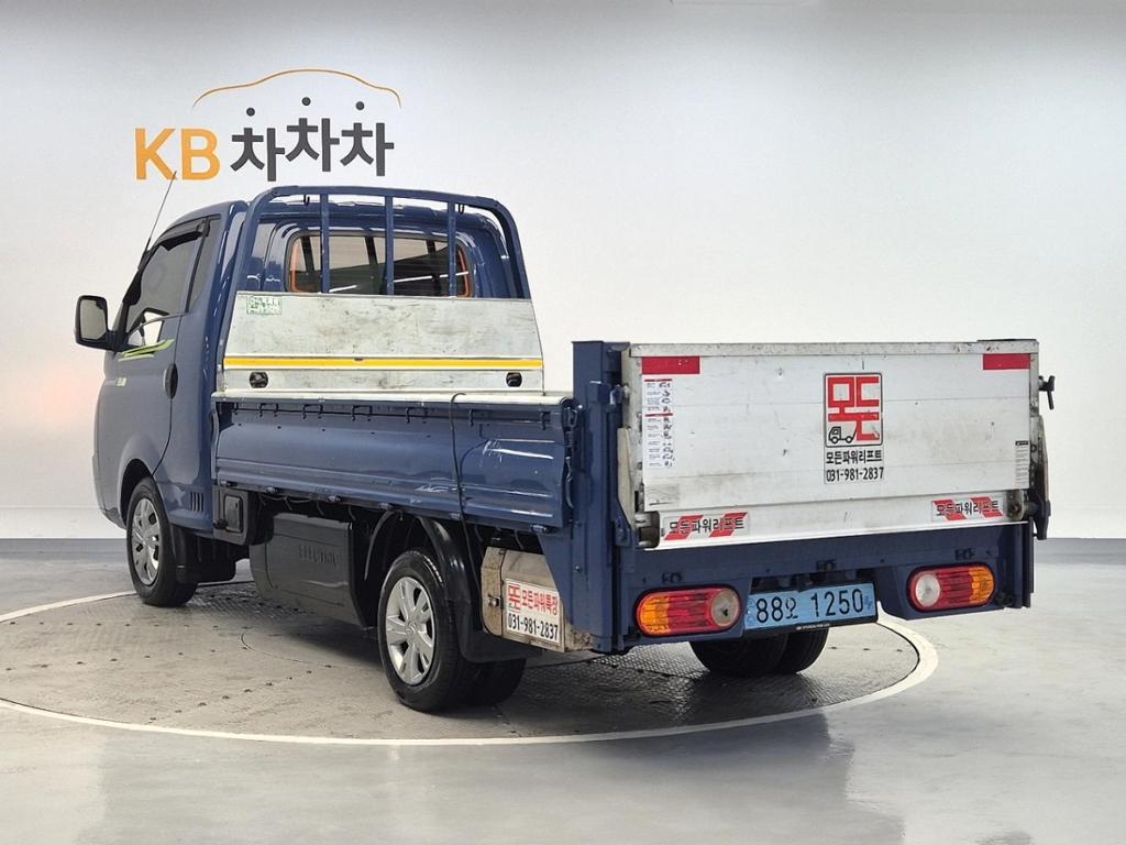 2021 HYUNDAI PORTER II ELECTRIC 