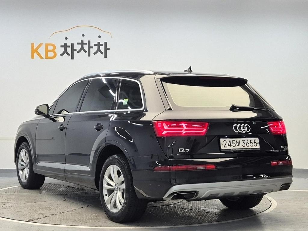 2019 AUDI Q7 (2Gen) 