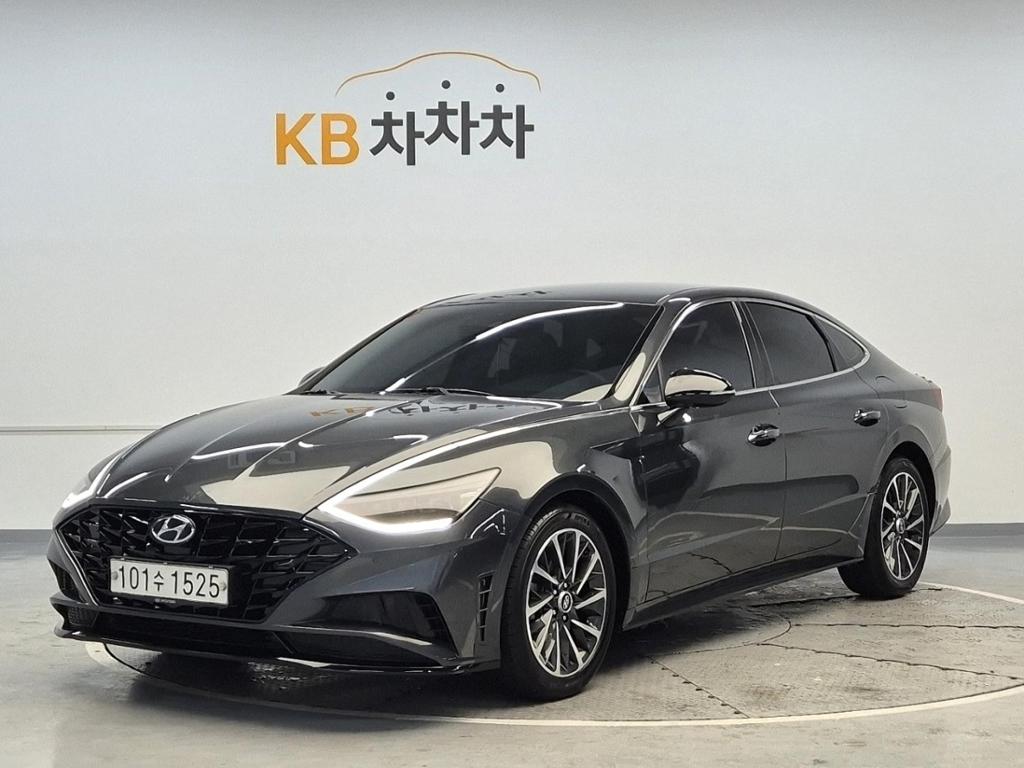 2020 HYUNDAI SONATA (DN8) 
