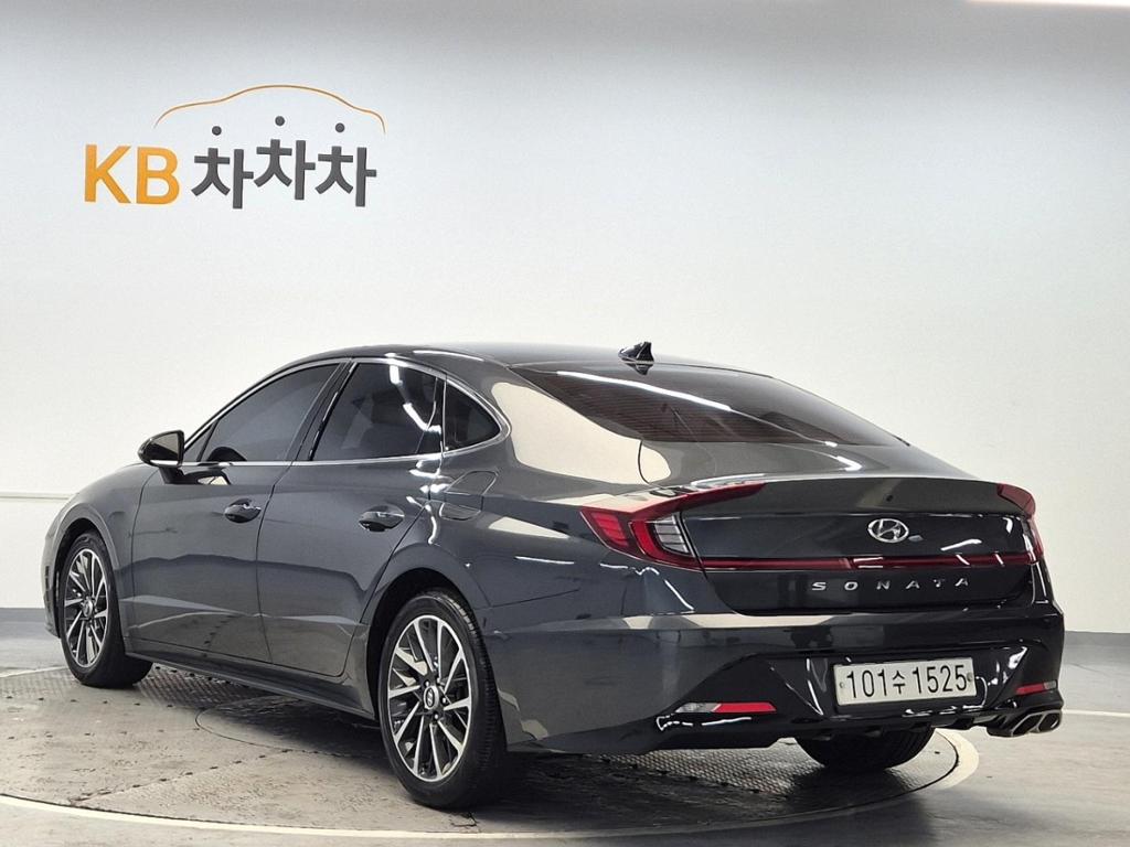 2020 HYUNDAI SONATA (DN8) 