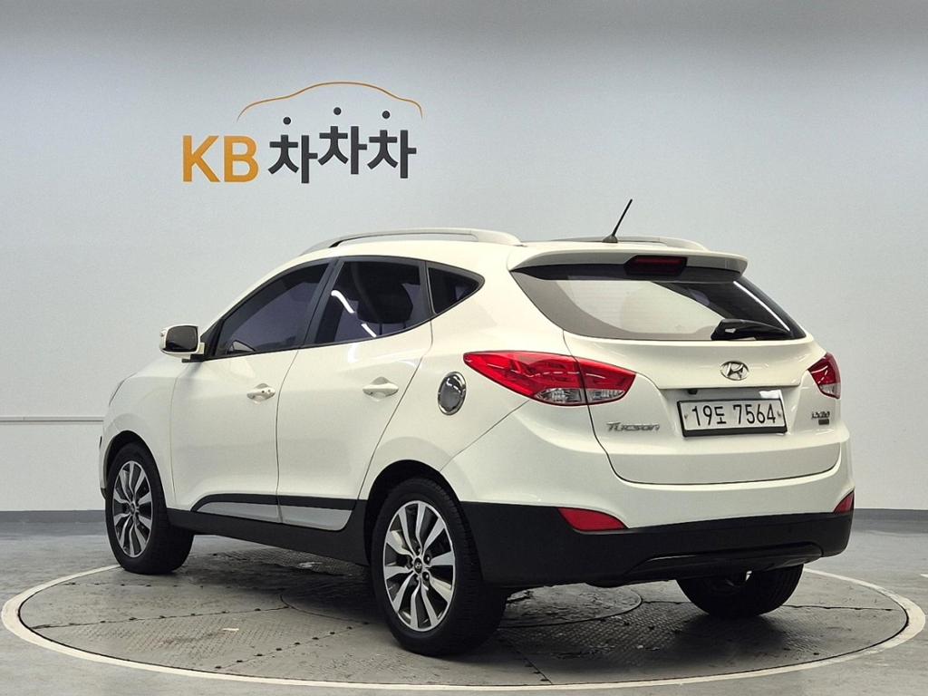 2012 HYUNDAI TUCSON ix 