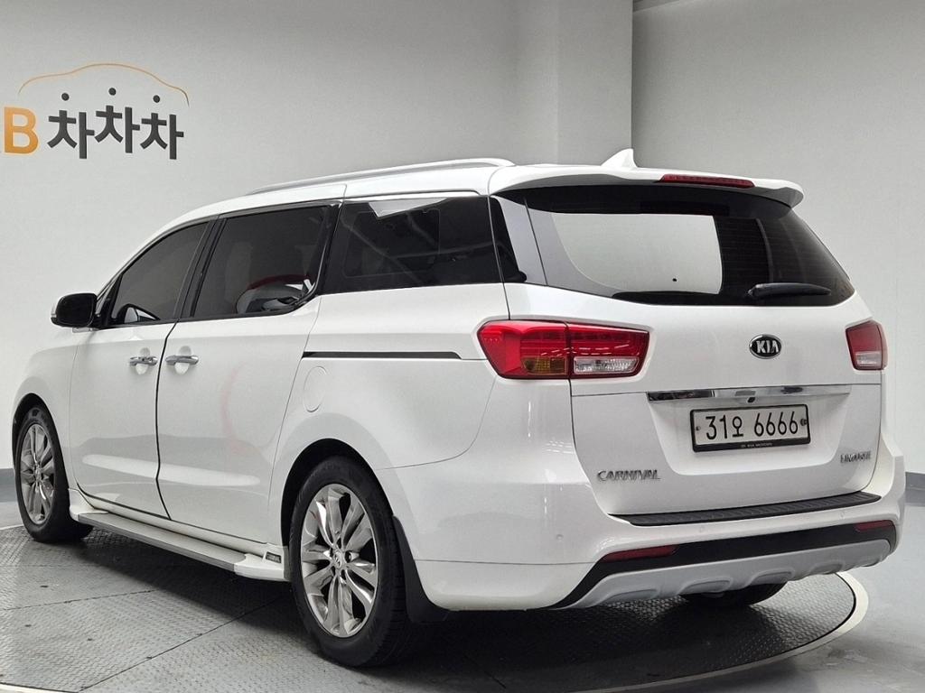 2017 KIA ALL NEW CARNIVAL 