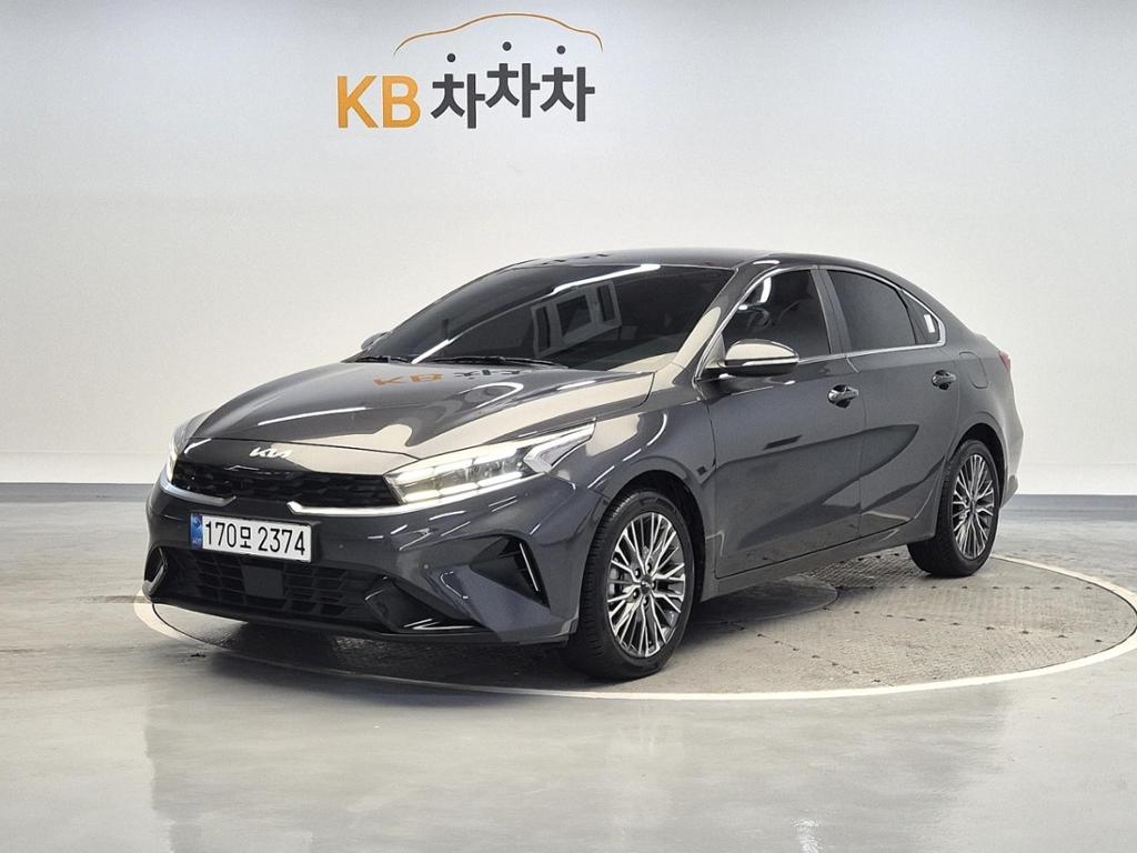 2022 KIA THE NEW K3 