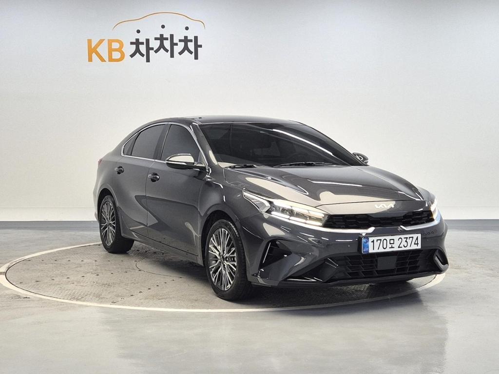 2022 KIA THE NEW K3 