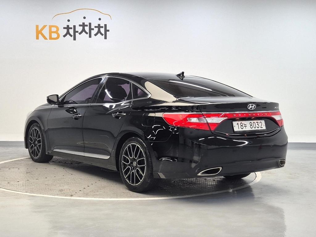 2013 HYUNDAI GRANDEUR HG 