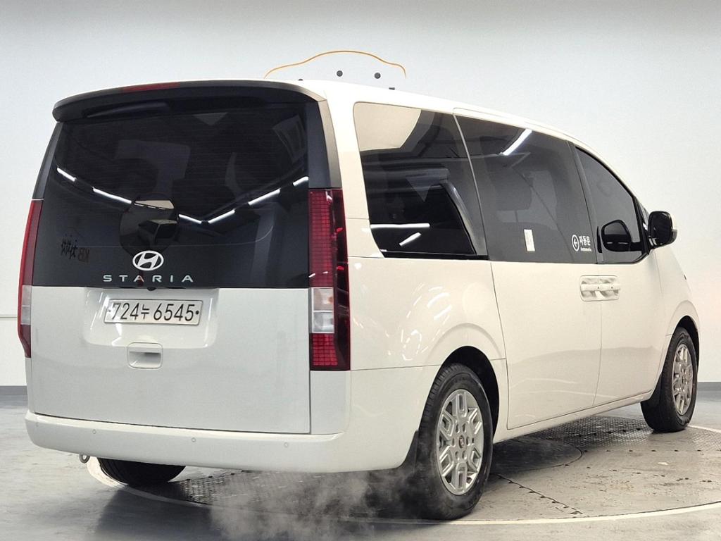 2025 HYUNDAI STARIA 