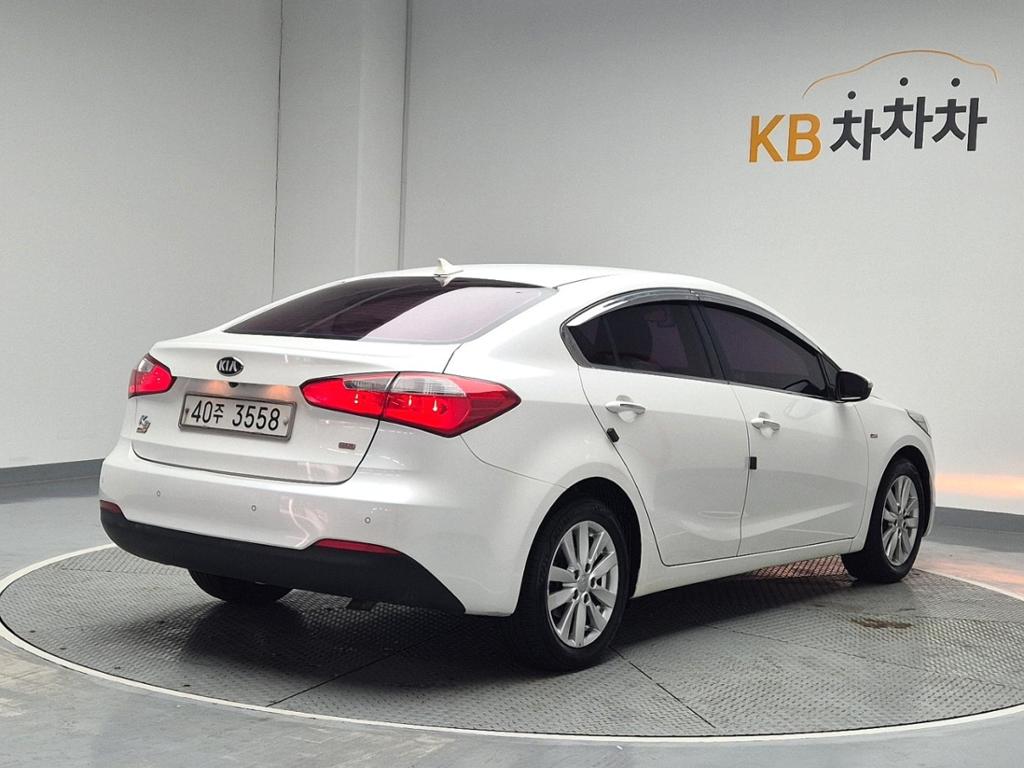 2013 KIA K3 