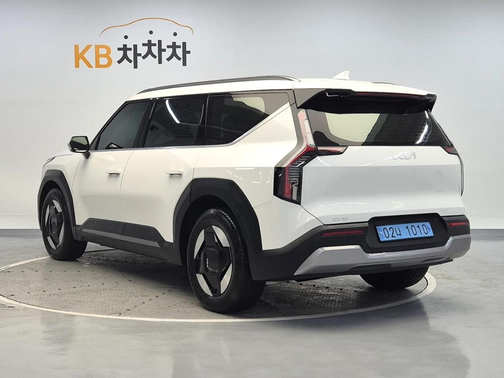 2024 KIA EV9 