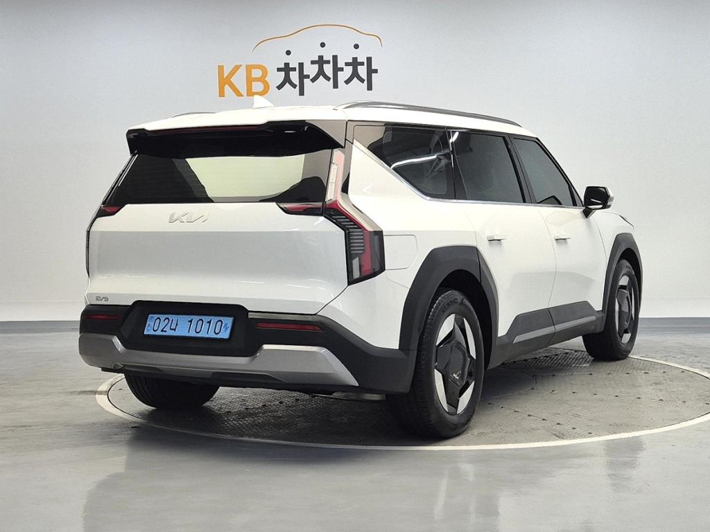 2024 KIA EV9 