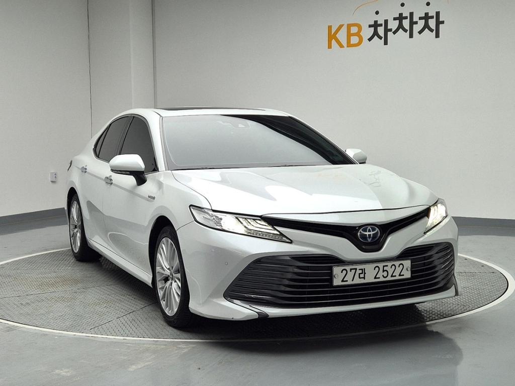 2018 TOYOTA CAMRY 