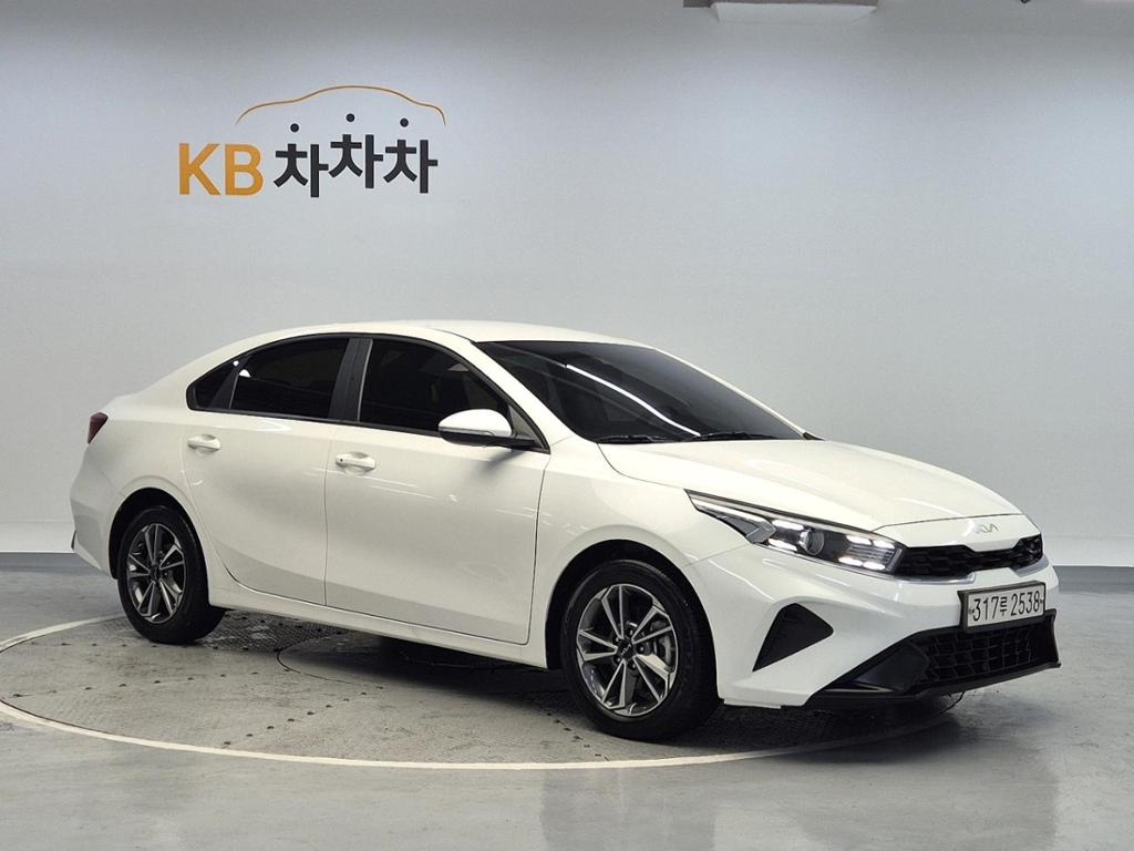 2022 KIA THE NEW K3 