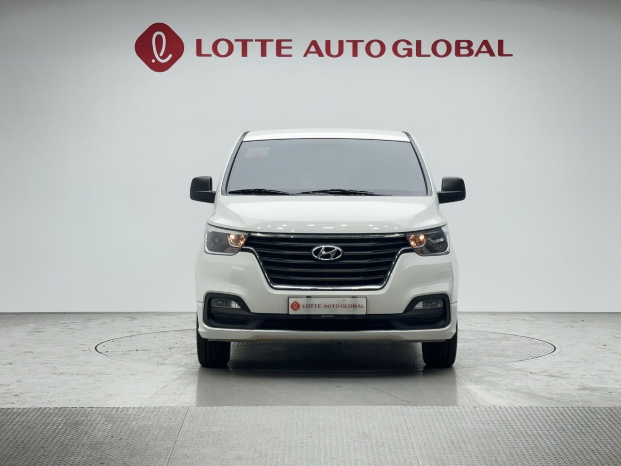 2021 HYUNDAI THE NEW GRAND STAREX 9seat Diesel Premium