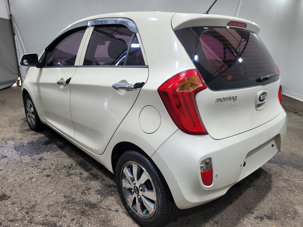 2013 KIA THE NEW MORNING 