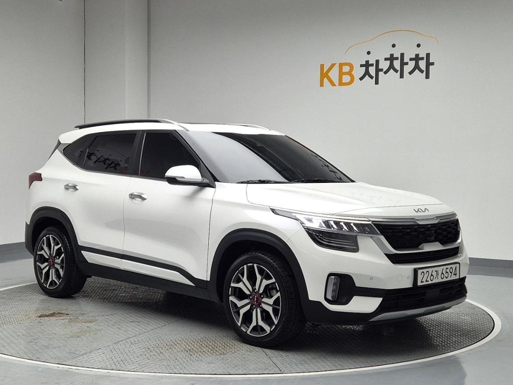 2023 KIA SELTOS 