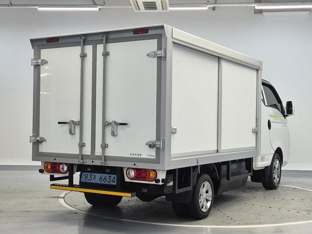 2023 HYUNDAI PORTER II ELECTRIC 