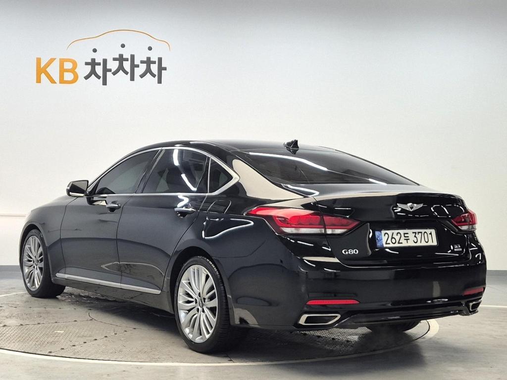 2017 GENESIS G80 
