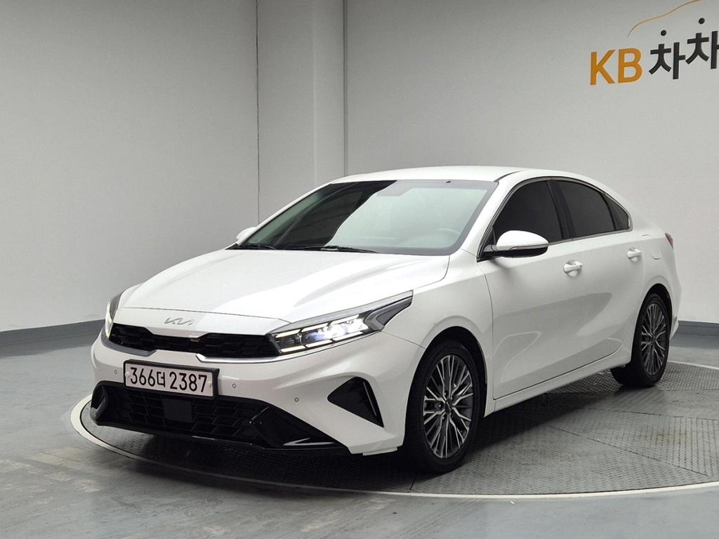 2022 KIA THE NEW K3 