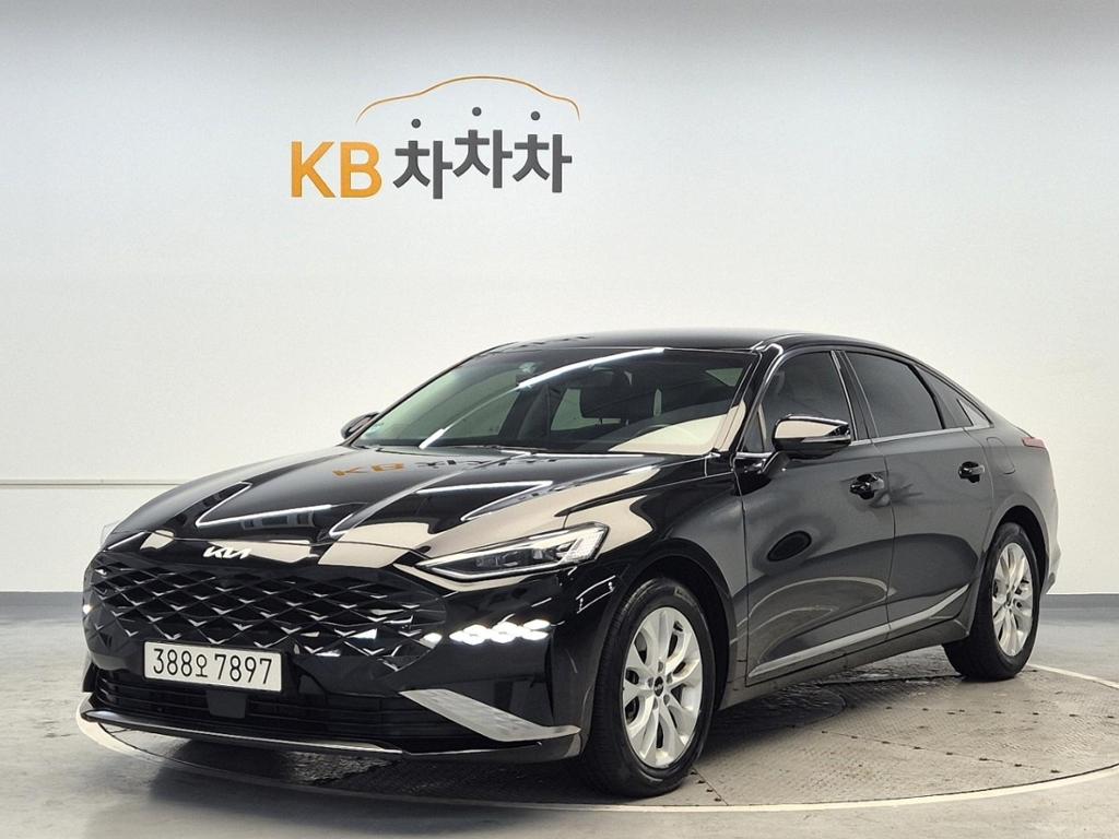 2022 KIA K8 