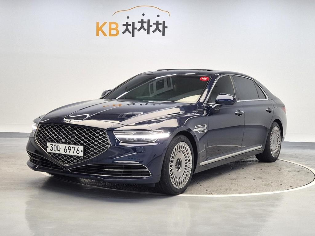 2019 GENESIS G90 