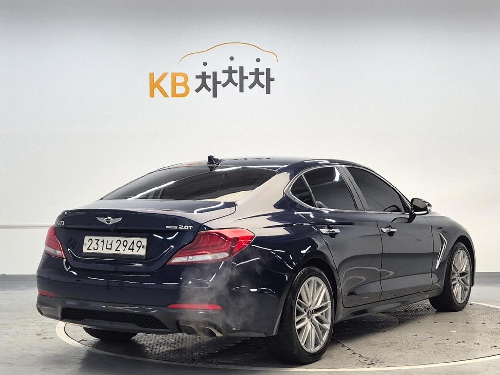 2019 GENESIS G70 