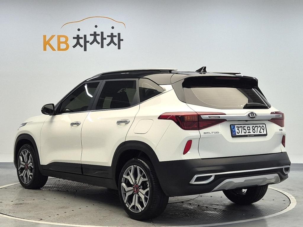 2021 KIA SELTOS 