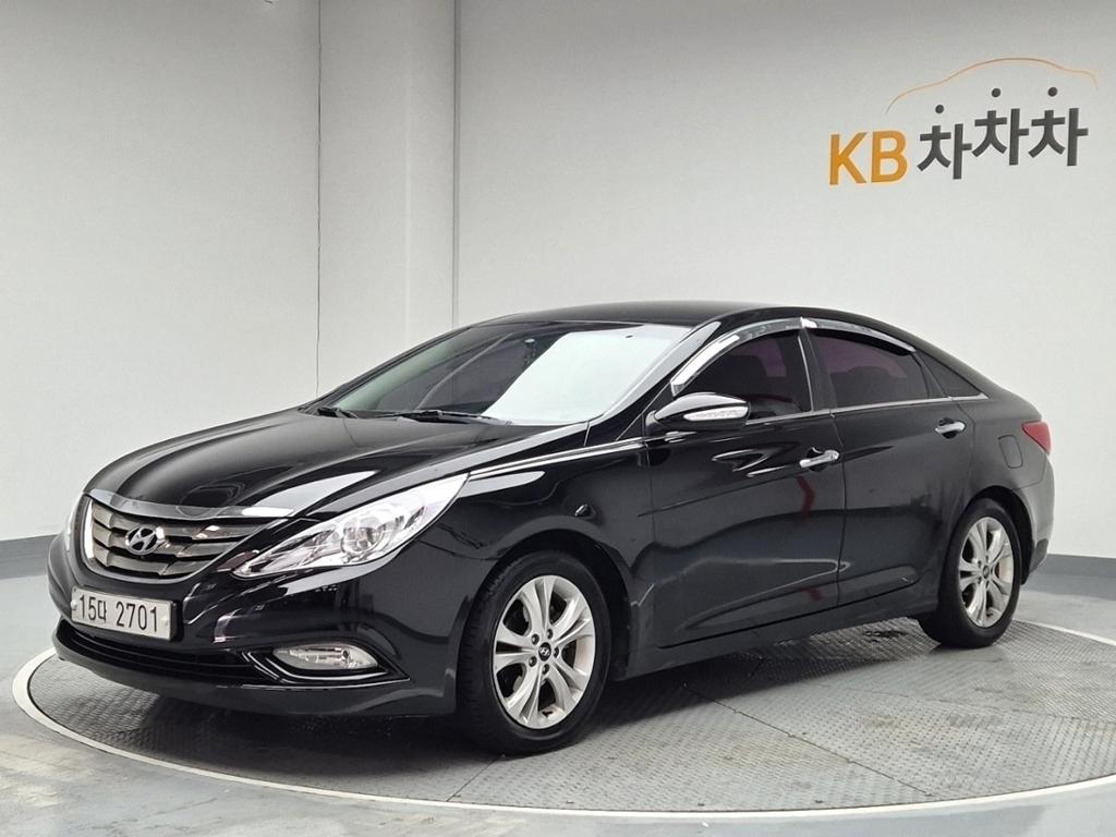 2011 HYUNDAI SONATA (YF) 