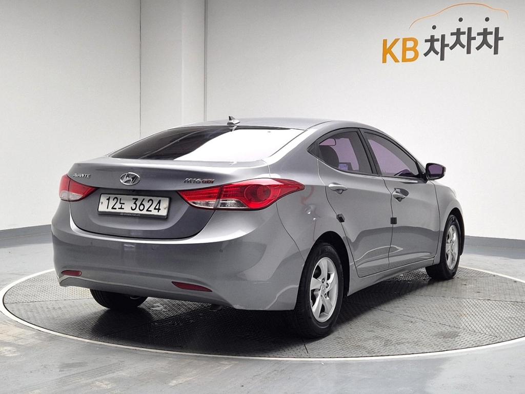 2012 HYUNDAI AVANTE MD 