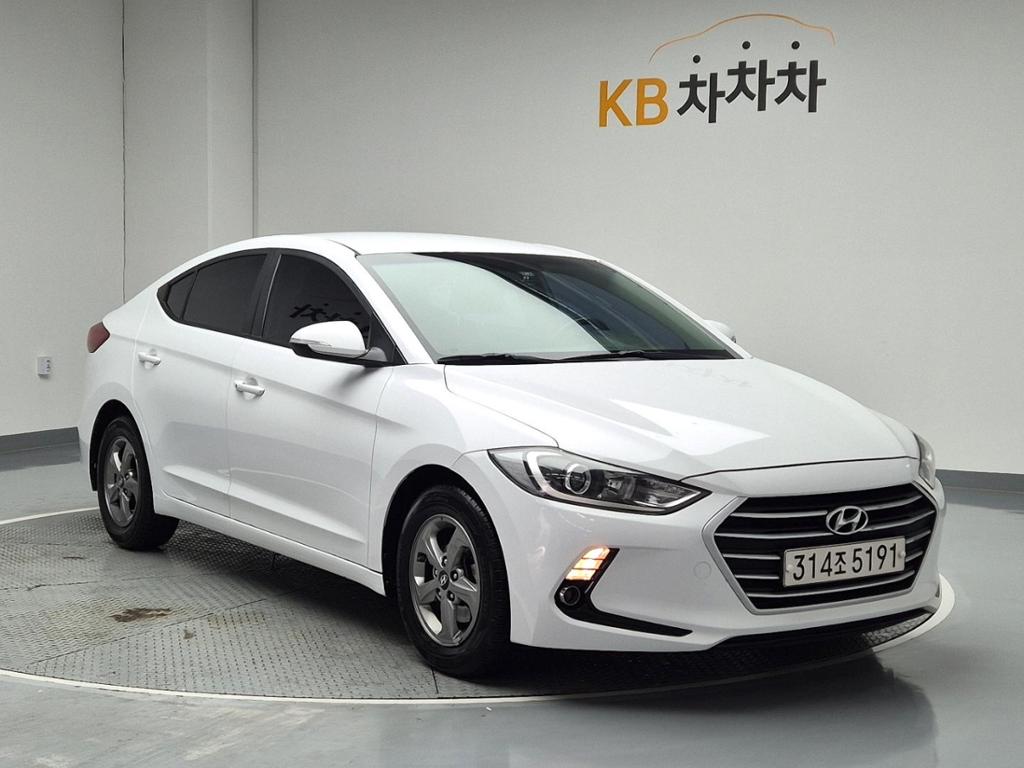 2018 HYUNDAI AVANTE AD 