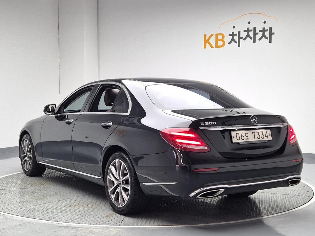 2018 BENZ E CLASS (5Gen) 