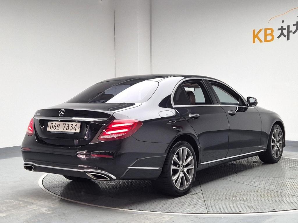 2018 BENZ E CLASS (5Gen) 