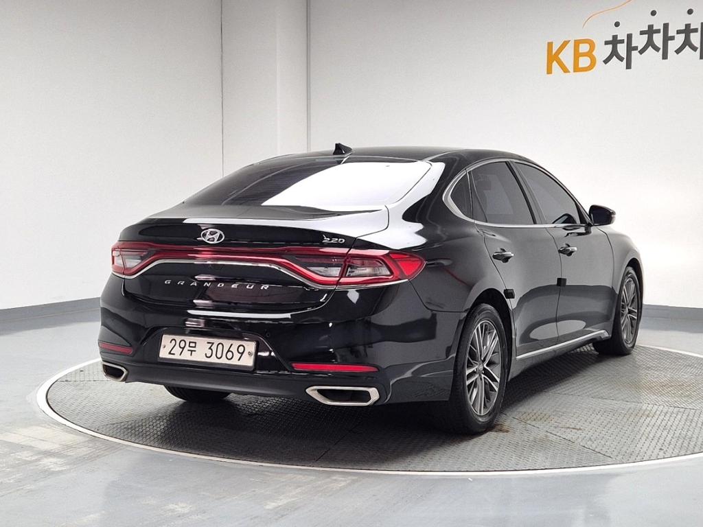 2017 HYUNDAI GRANDEUR IG 