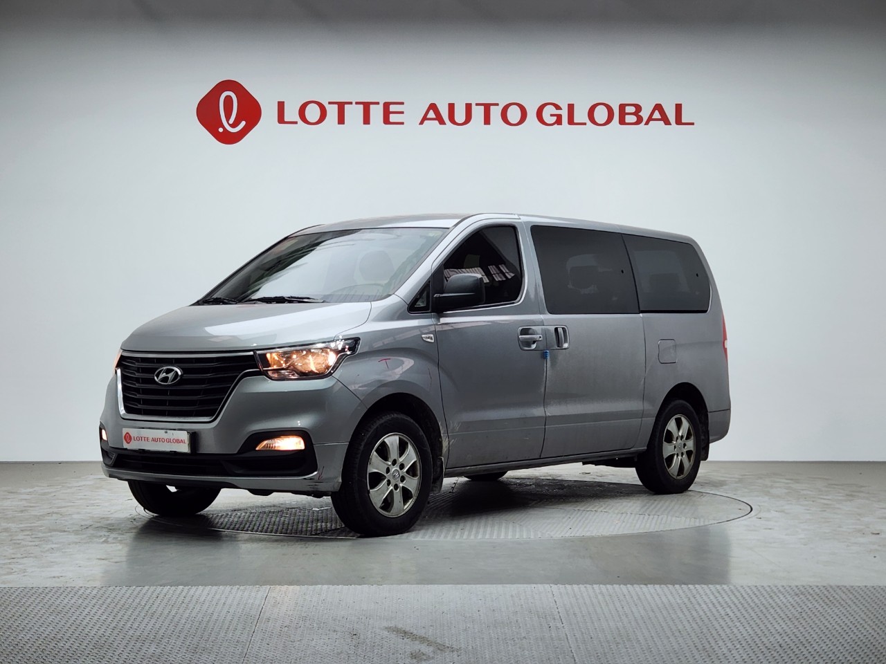 2020 HYUNDAI THE NEW GRAND STAREX 12seat Diesel 4WD Smart
