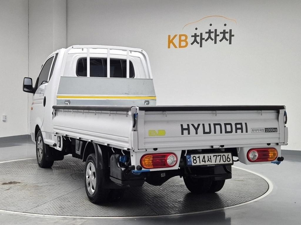 2022 HYUNDAI PORTER II 