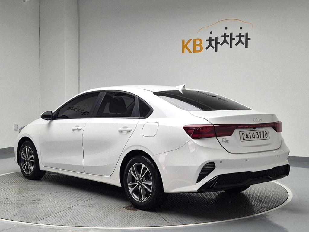 2022 KIA THE NEW K3 