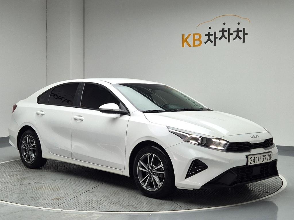 2022 KIA THE NEW K3 