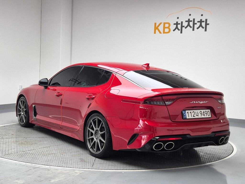 2021 KIA STINGER Meister 