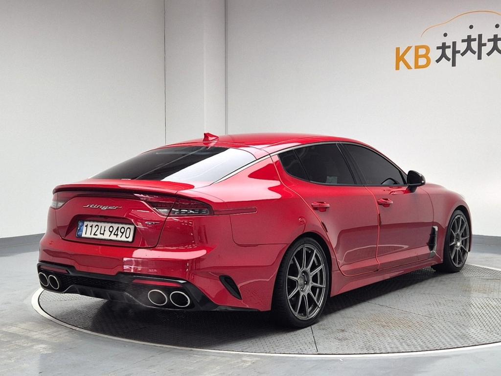 2021 KIA STINGER Meister 